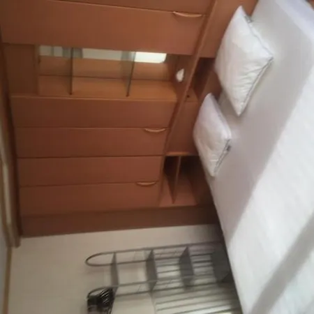 Apartment Zeezicht 8a *